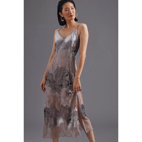 ❌NOT FOR SALE❌ Anthropologie Let Me Be Velvet Lace Slip Maxi Dress - Picture 2 of 10